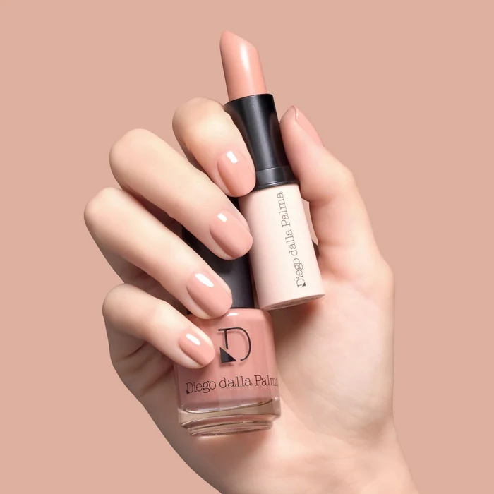 Diego Dalla Palma Makeup Nails 208 Magnetic Naked