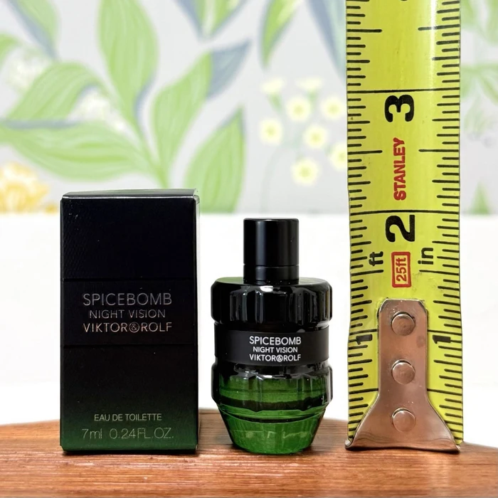 Viktor & Rolf Spicebomb Night Vision – Miniatur