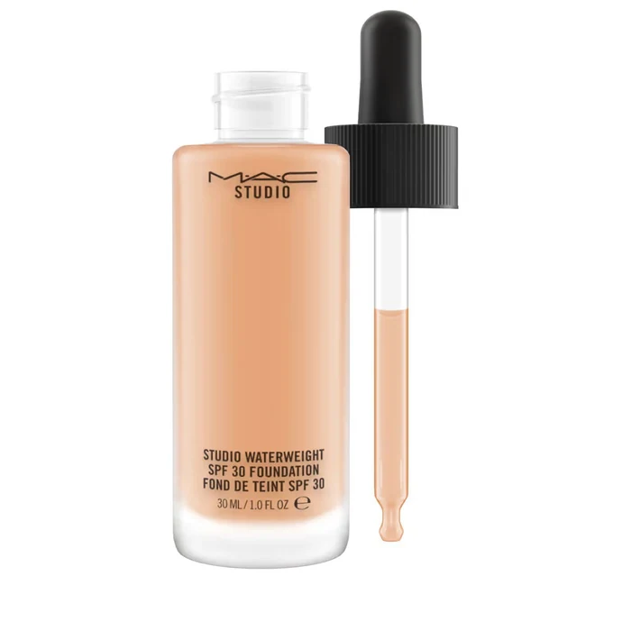 MAC Studio Waterweight NC42