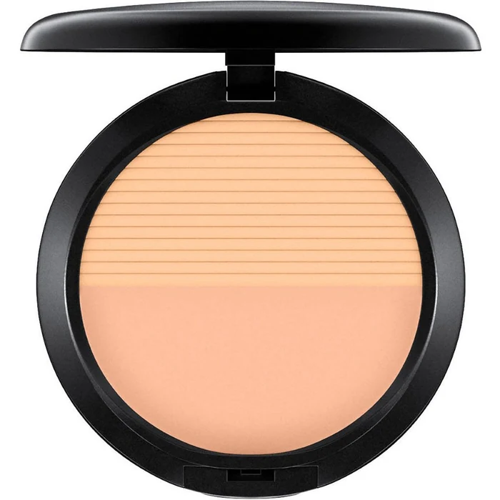 MAC Studio Waterweight Medium Deep