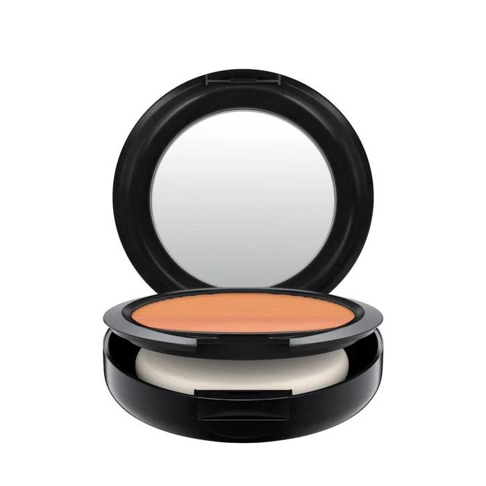MAC Studio Waterweight Dark Deep
