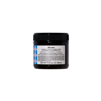 Davines Alchemic Marine Blue Enhances Color Vibrancy