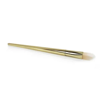 Real Techniques Concealer Brush No. 102