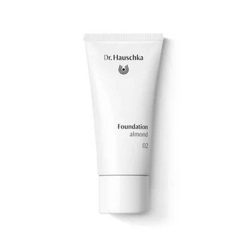 Dr. Hauschka Foundation 02 Almond