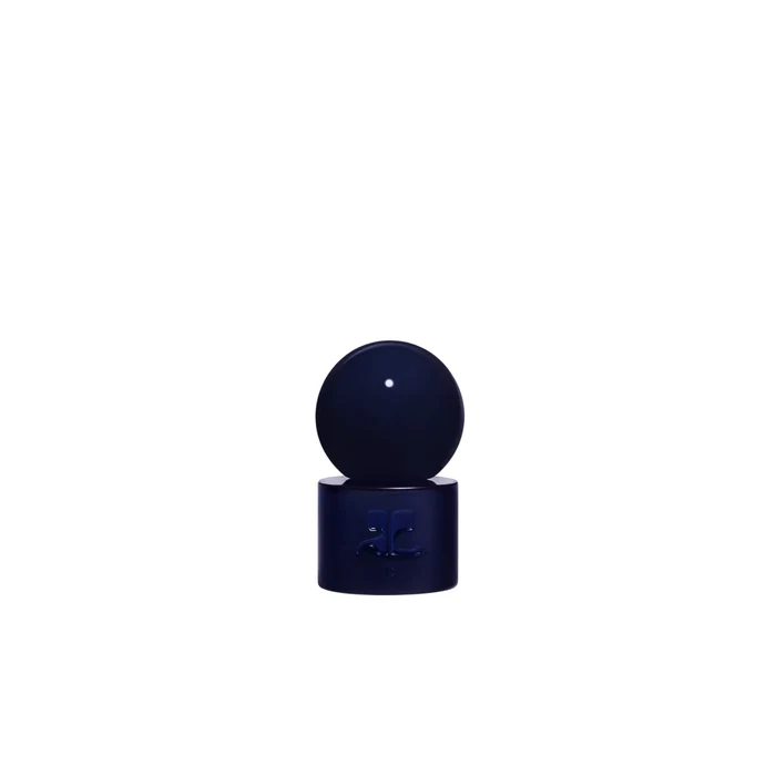 Courreges C