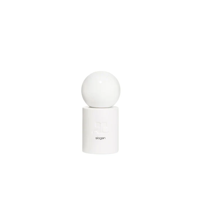 Courreges Slogan