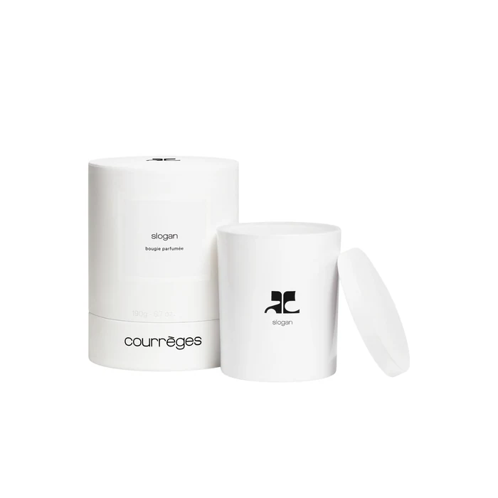 Courreges Slogan